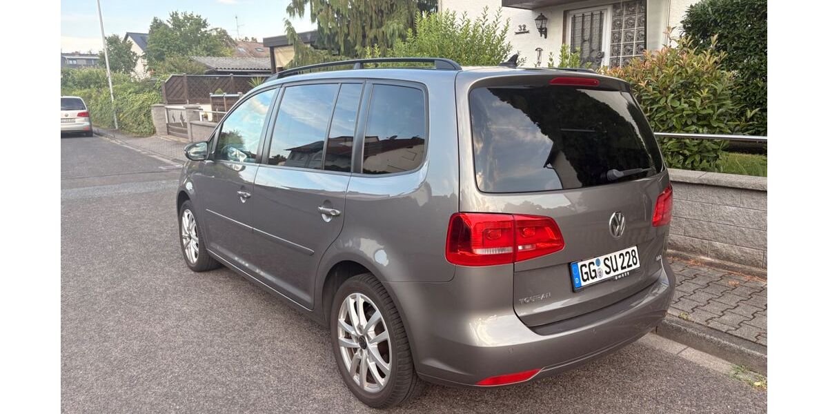 VW Touran 265.000 km 5.500 &euro; Rüsselsheim 65428