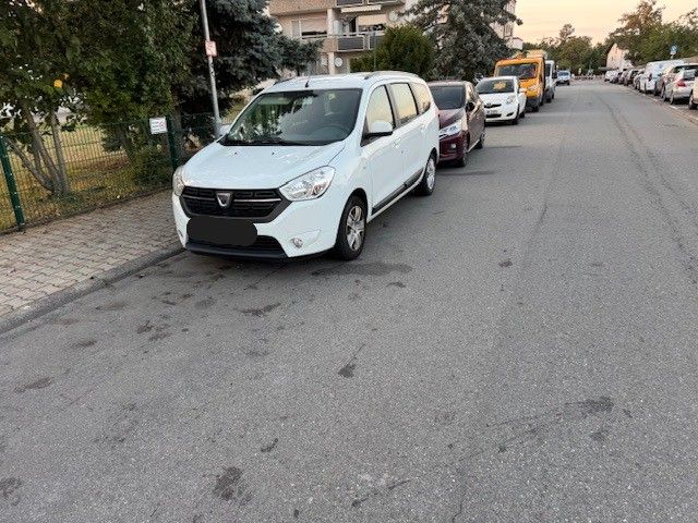 Dacia Lodgy 193.000 km 6.100 € Mörfelden Walldorf 64546