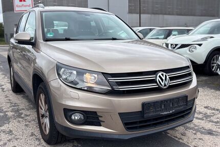 VW Tiguan 311.566 km 8.490 € Frankfurt am Main 65933
