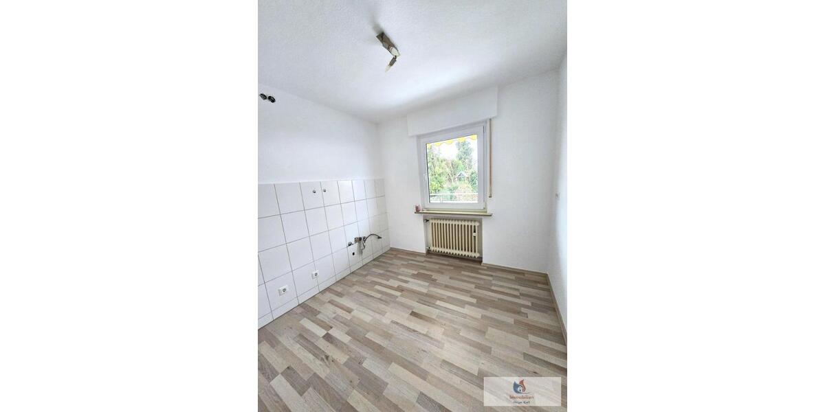 Modernisierte 2 Zimmer Wohnung im Erdgeschoss mit Balkon-Idyll in ruhiger 5-Parteien-Anlage 2 zimmer