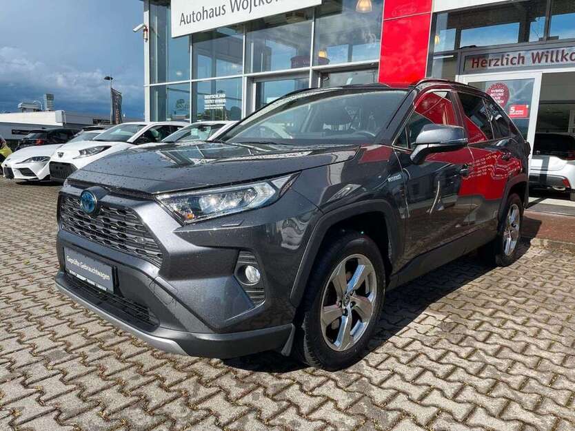 RAV 4