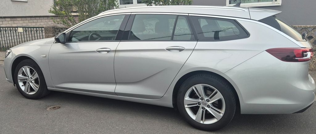 Opel Insignia 47.000 km 17.900 &euro; Mainhausen 63533