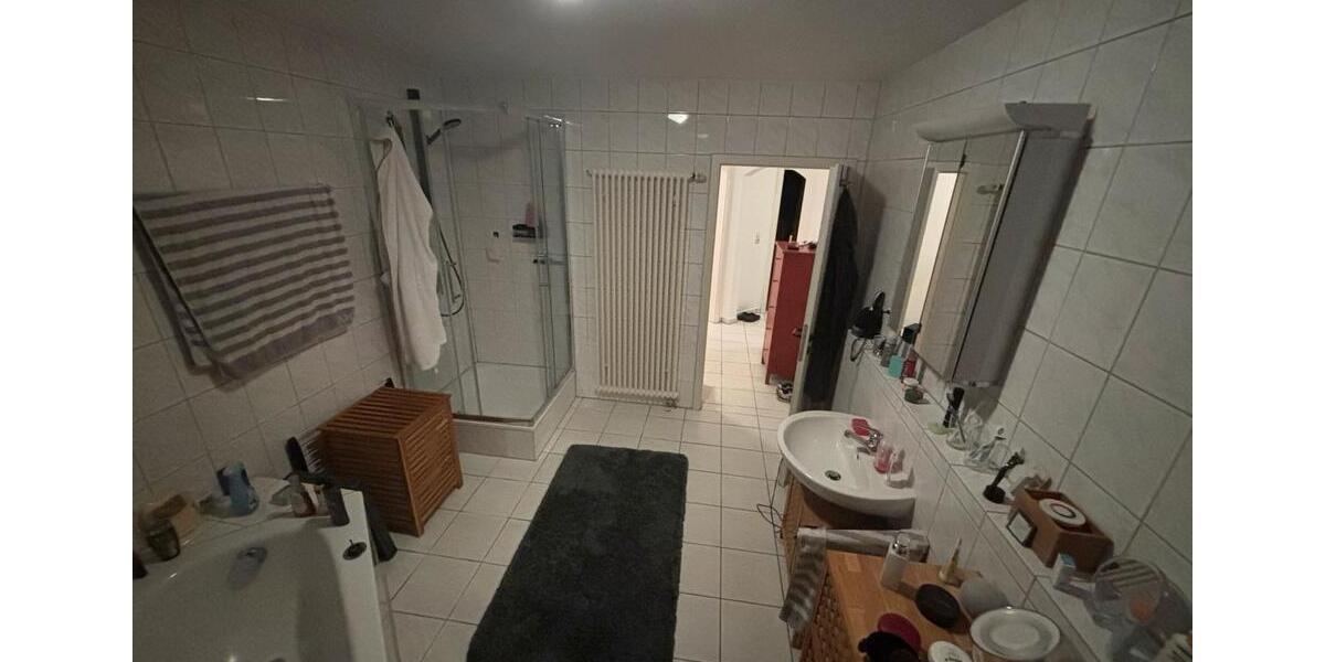 Erdgeschoßwohnung Kelkheim (Taunus) - 3 Zimmer, 100 m&sup2;, 1.650&euro; | Angebot:26577803