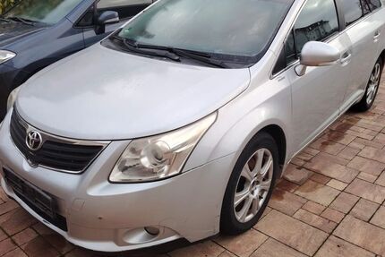 Toyota Avensis 229.000 km 2.600 &euro; Flörsheim 65439