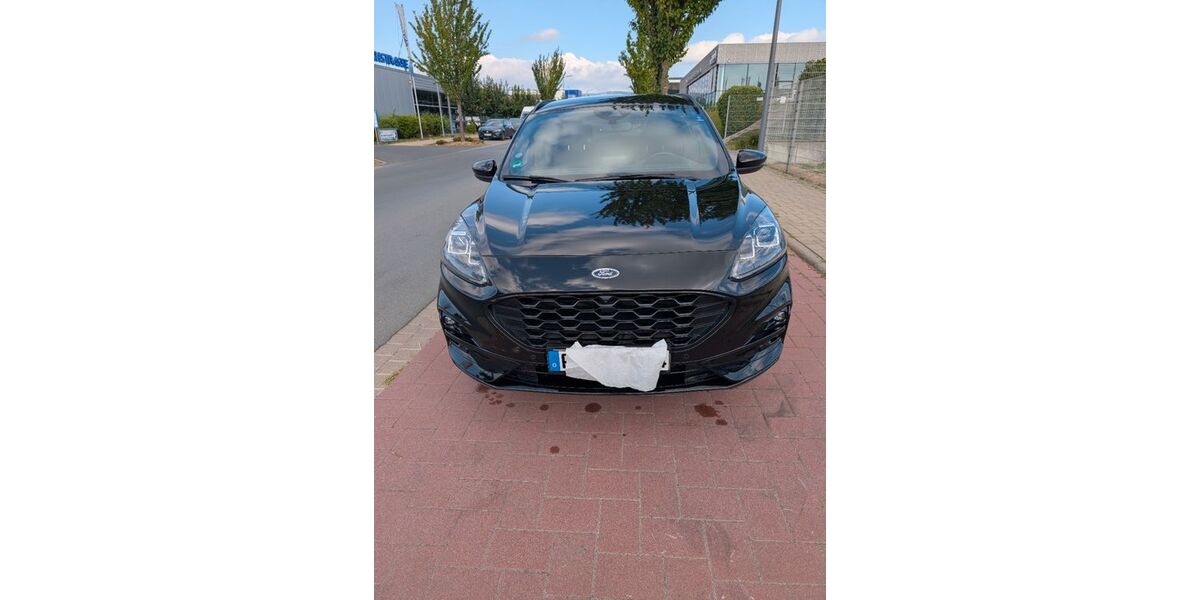 Ford Kuga 52.000 km 22.900 &euro; Frankfurt am Main 60438
