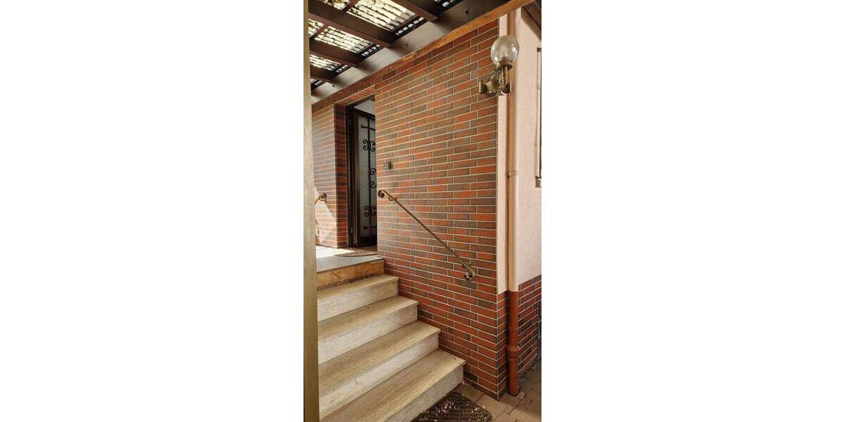 Mehrfamilienhaus, Wohnhaus Bad Homburg Ober-Erlenbach - 8 Zimmer, 177 m&sup2;, 725.000&euro; | Angebot:24821754