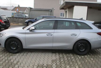 Seat Leon 110.990 km 14.899 &euro; Babenhausen 64832