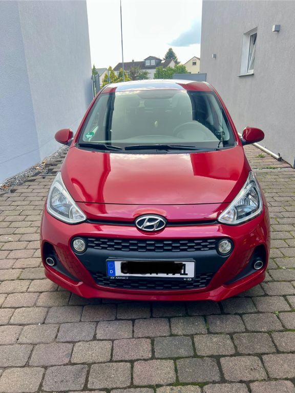 i10