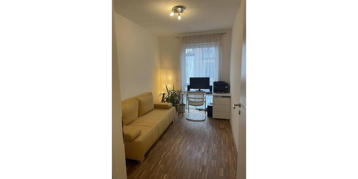 Etagenwohnung Frankfurt Gallus - 4 Zimmer, 104 m&sup2;, 1.880&euro; | Angebot:26511081