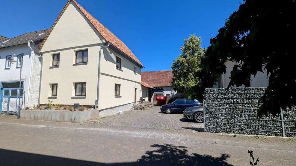 Haus zum Kaufen in Usingen 400.000 € 127.65 m²