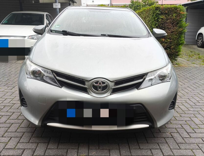 Toyota Auris 243.651 km 4.700 € Frankfurt 60438
