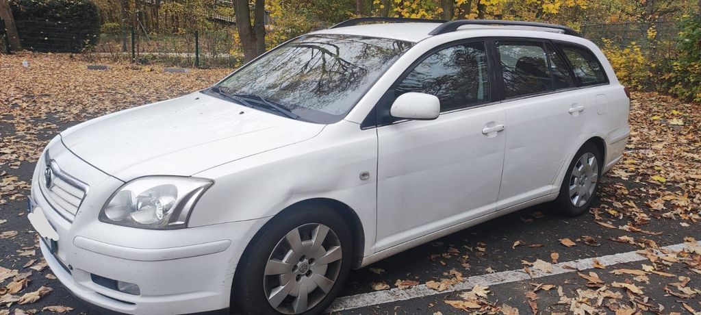 Toyota Avensis 152.200 km 3.200 € Frankfurt am Main 60320