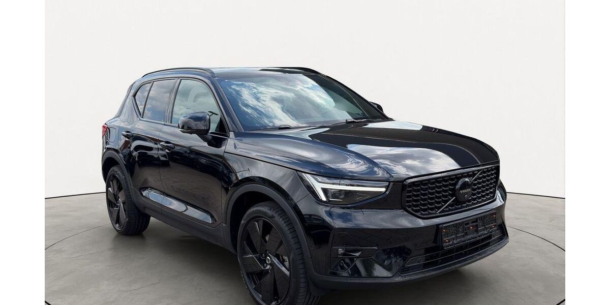 Volvo XC40 16.707 km 36.990 &euro; Friedberg 61169