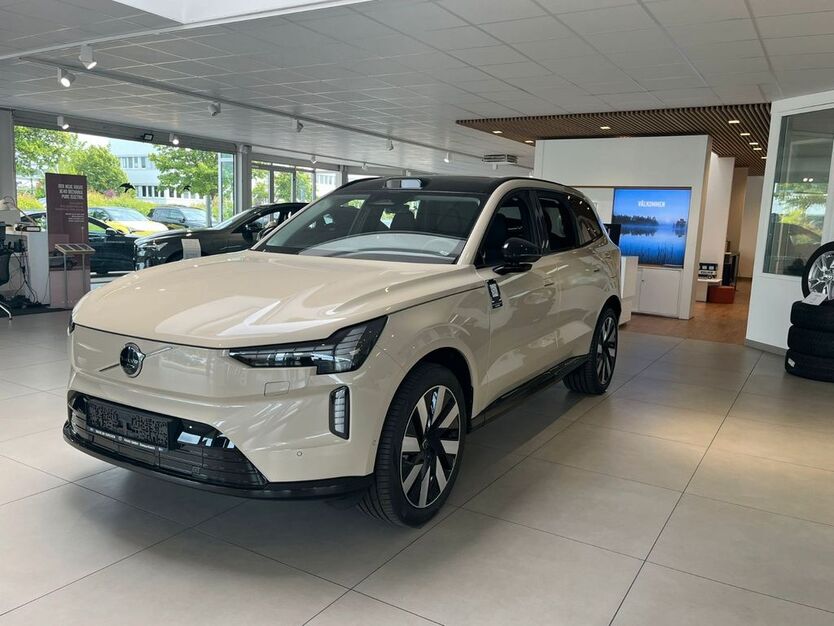 Volvo EX90 1.500 km 84.900 € Dietzenbach 63128