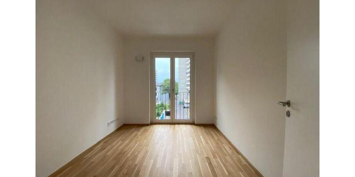 Etagenwohnung Frankfurt am Main Innenstadt 1 - 4 Zimmer, 102 m&sup2;, 1.800&euro; | Angebot:26050996