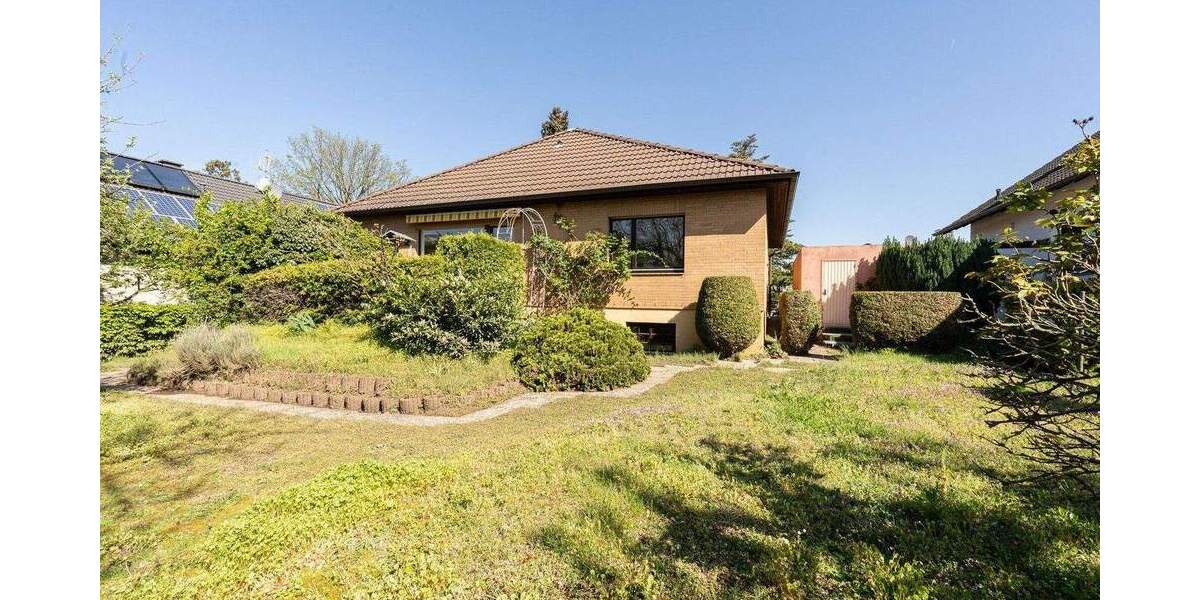 Traumhafter Bungalow mit großem Garten und Garage 4 zimmer