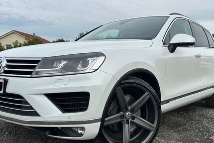 VW Touareg 254.000 km 17.500 € Limeshain 63674