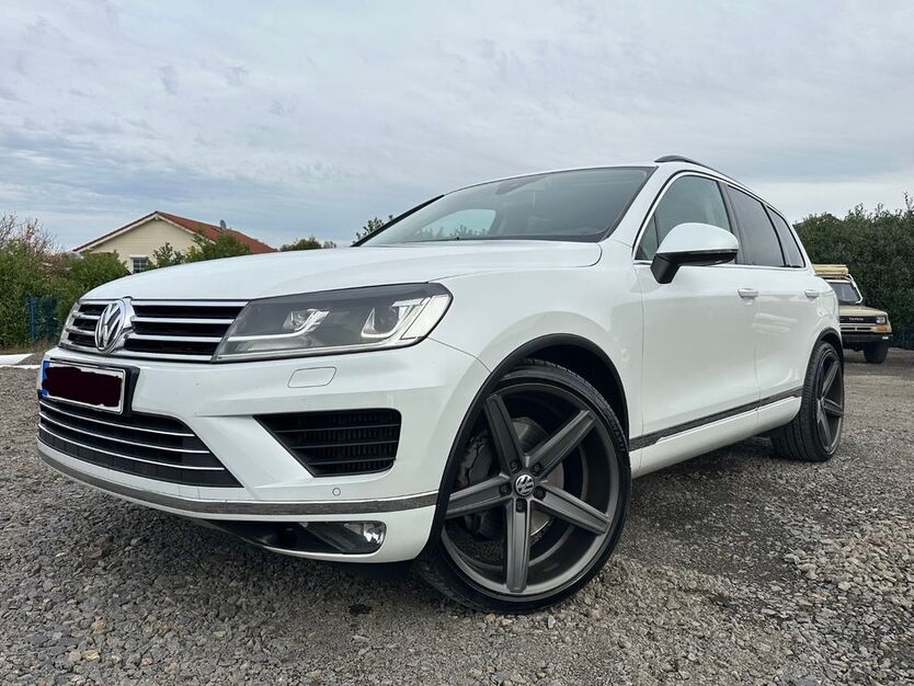 VW Touareg 254.000 km 17.500 € Limeshain 63674