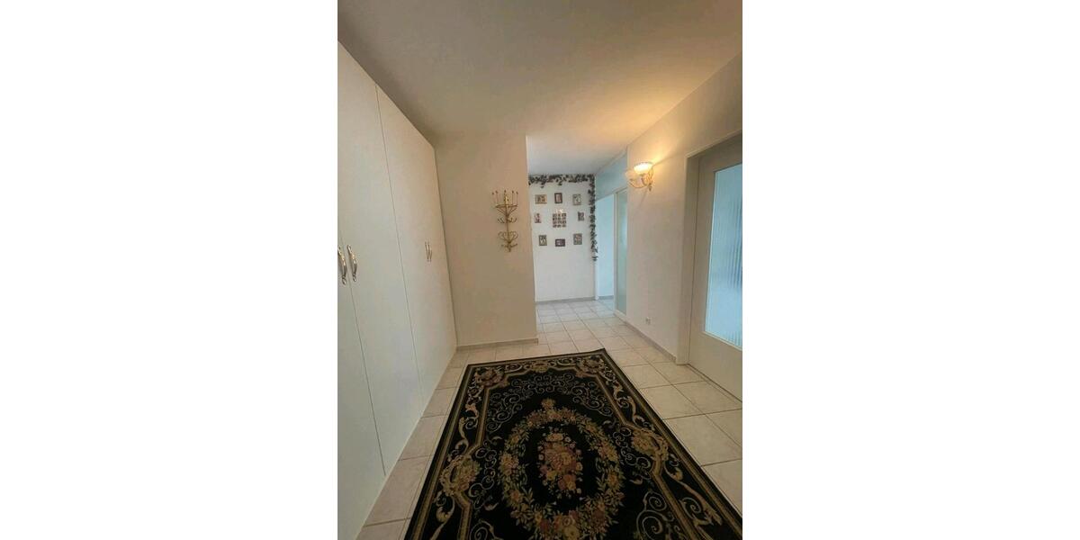 Etagenwohnung Dietzenbach - 3 Zimmer, 90 m&sup2;, 240.000&euro; | Angebot:27428986